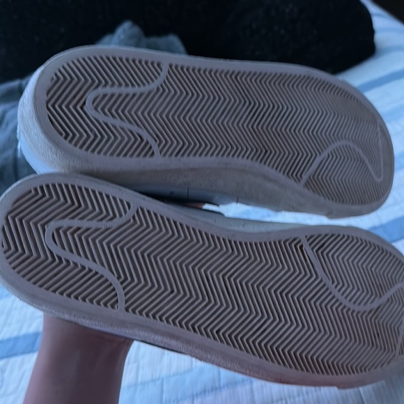 Nike react phantom/Nike blazer low. 2 pairs of shoes - Picture 4 of 4